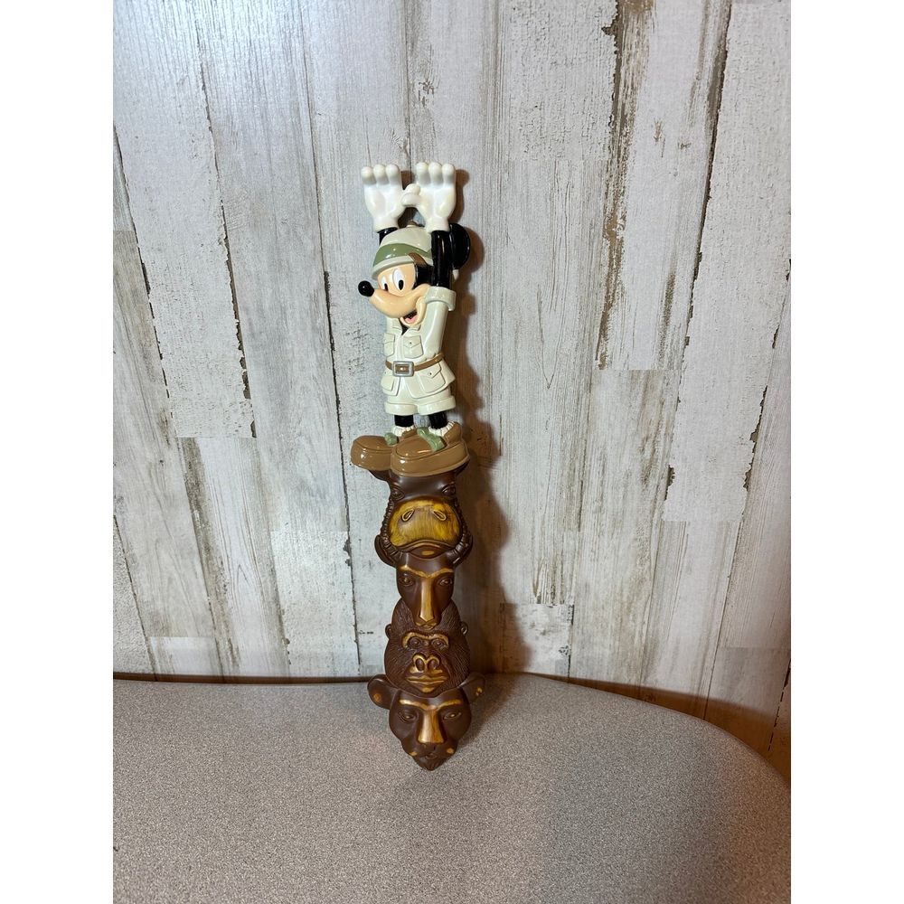 Vintage Disney Animal Kingdom Mickey‎ Mouse Totem Pole Back Scratcher